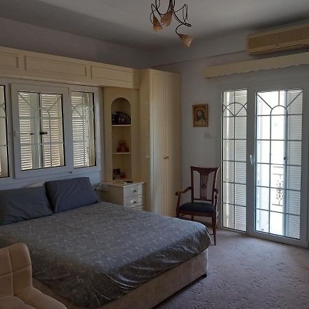 Appartement Vasilis House à Dromolaxia Extérieur photo