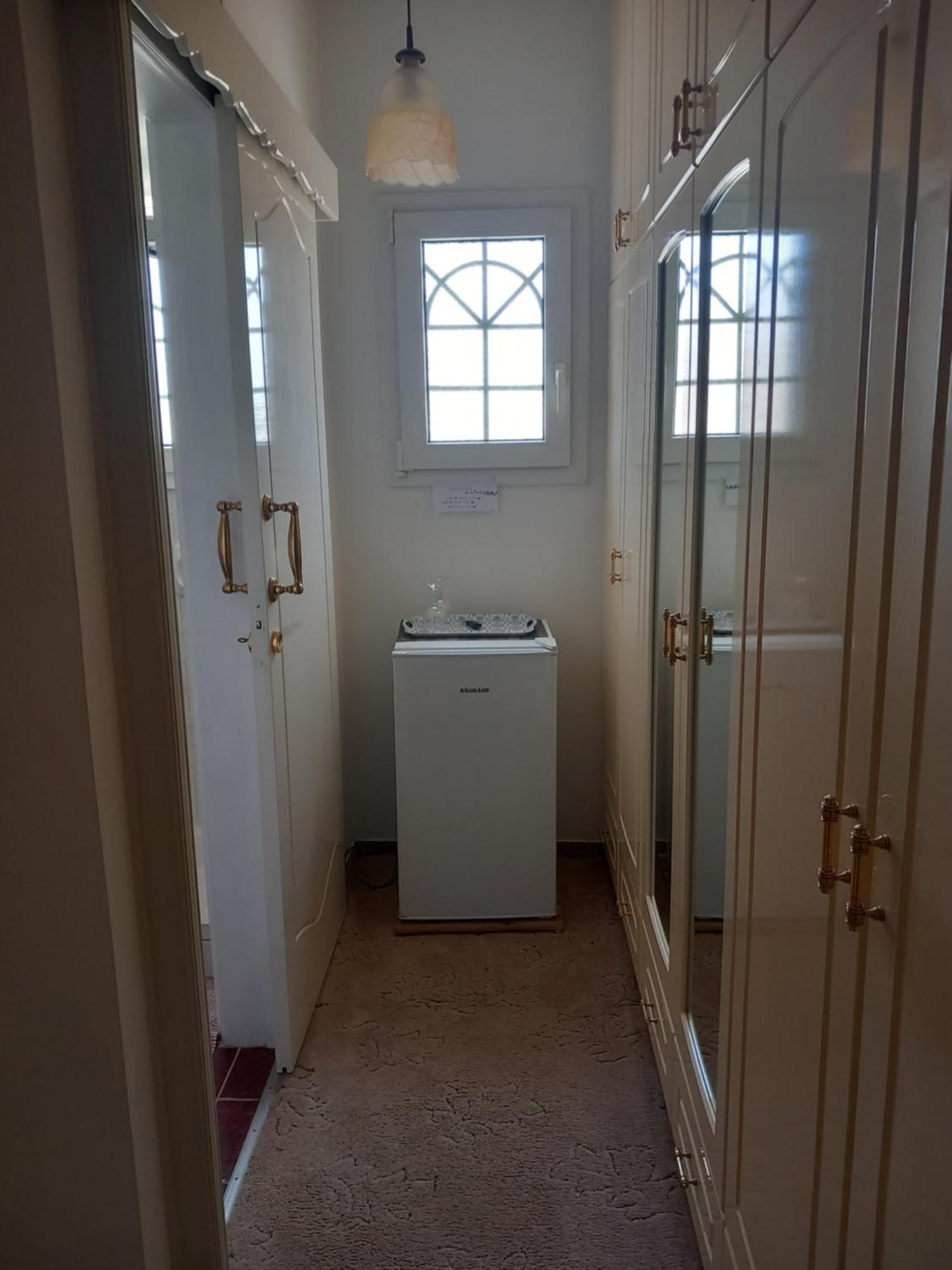 Appartement Vasilis House à Dromolaxia Extérieur photo